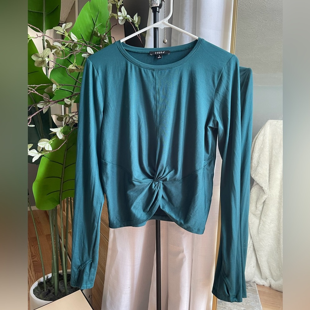 Zobha Yoga Top